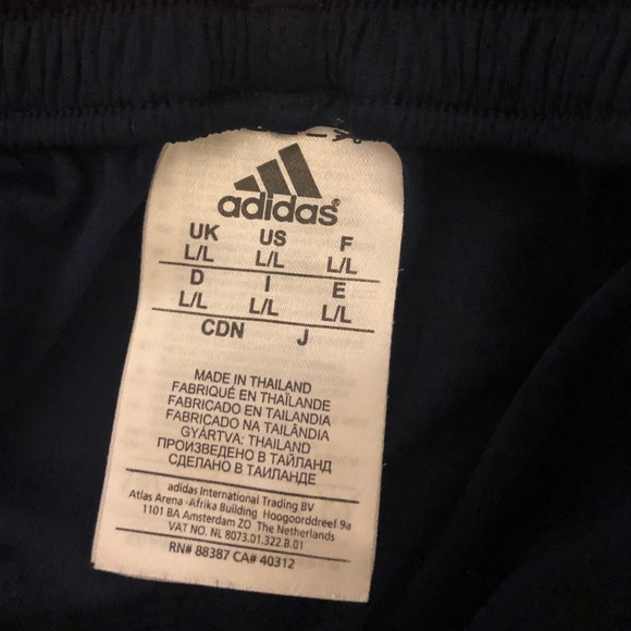 Adidas shorts - Picture 3 of 3